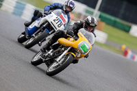 Vintage-motorcycle-club;eventdigitalimages;mallory-park;mallory-park-trackday-photographs;no-limits-trackdays;peter-wileman-photography;trackday-digital-images;trackday-photos;vmcc-festival-1000-bikes-photographs